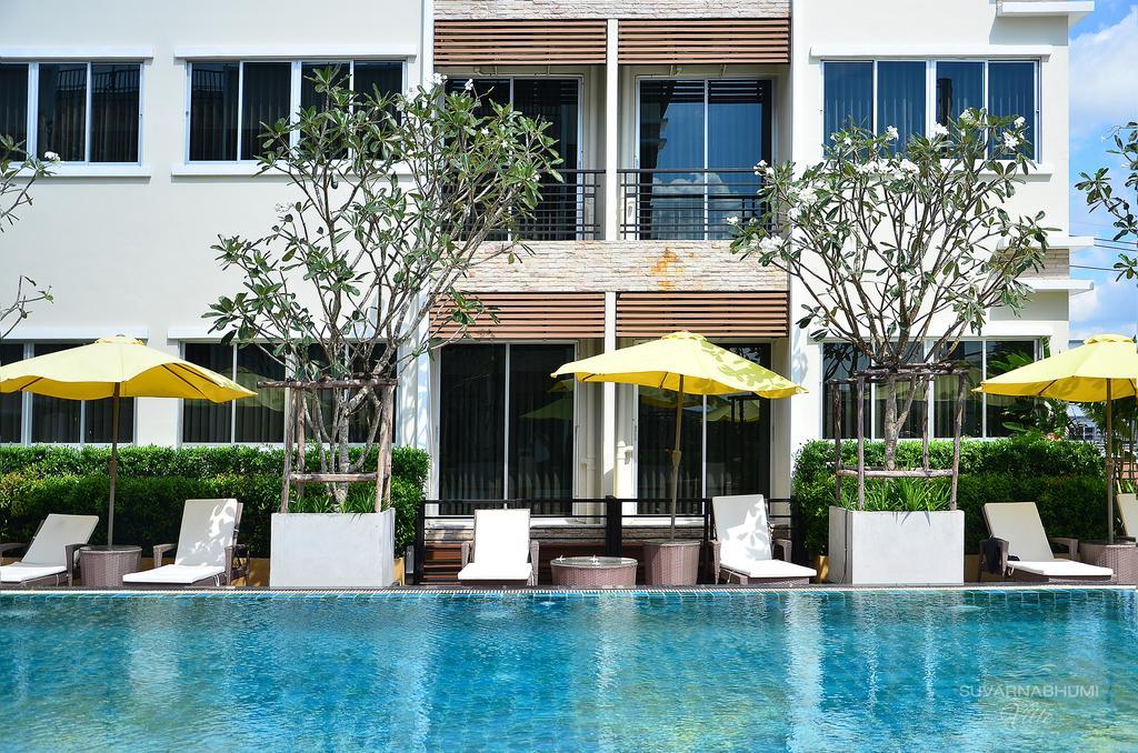 Premier Double Room Pool Access